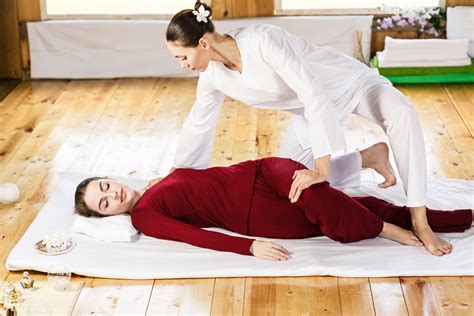 massage thailand happy|Everything You Need To Know About Thai Massage .